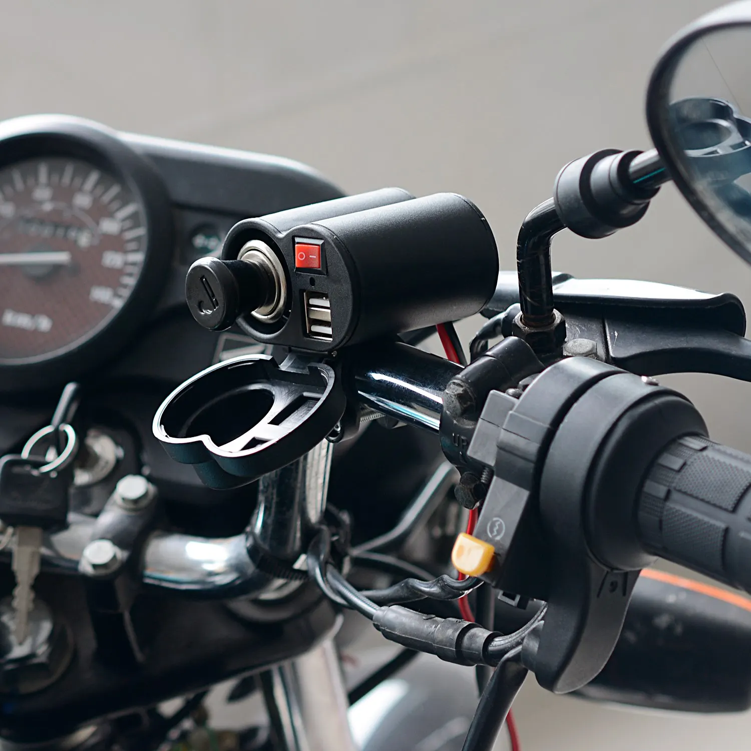 USB-зарядное устройство для мотоцикла, телефон, прикуриватель на 12 В, двойное зарядное устройство для прикуривателя для мотоцикла, водонепроницаемое