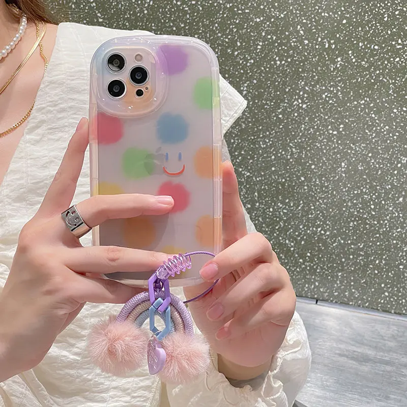 Прекрасный красочный чехол для телефона со смайликом в виде волнистой точки для iPhone 14 Plus, плюшевый кулон 